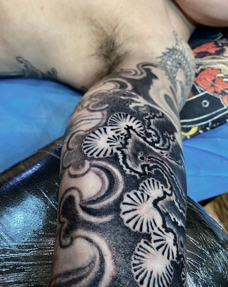 山石纹身图片_手臂新传统纹身图案