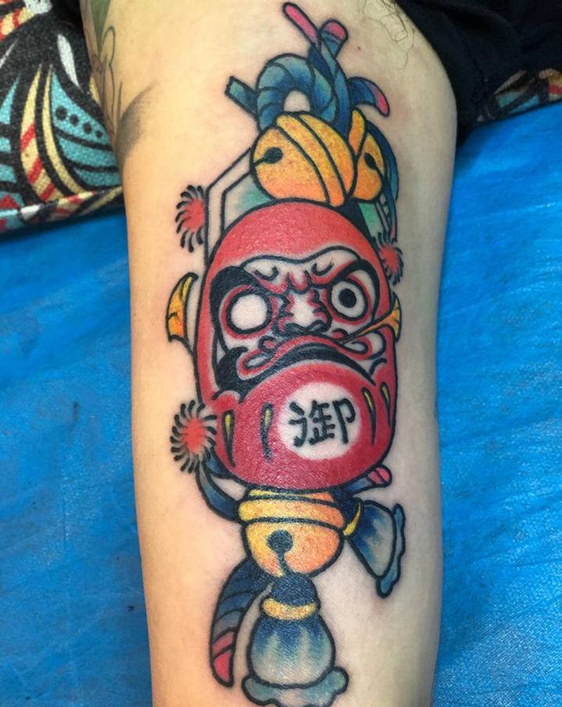 达摩蛋纹身图片_手臂新传统New School纹身图案