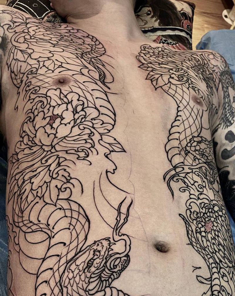 开衫线条#双蛇纹身图片_胸部腹部新传统纹身图案