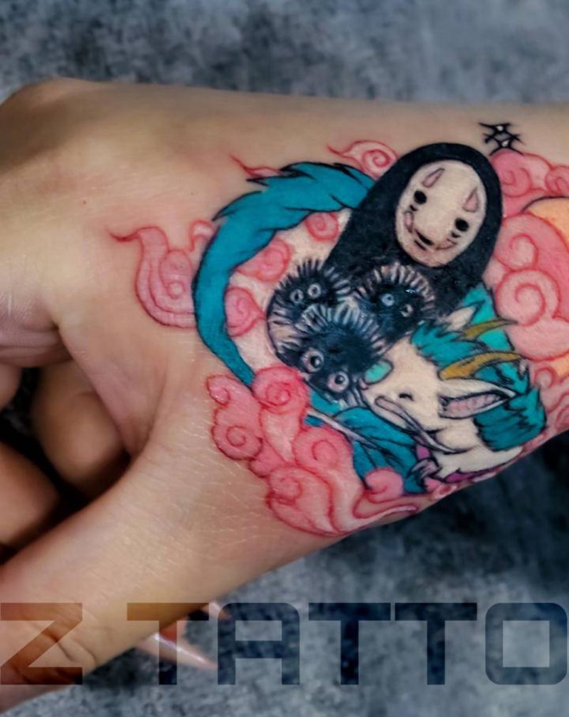 无脸男（疤痕遮盖）纹身图片_手部New School遮盖千与千寻纹身图案