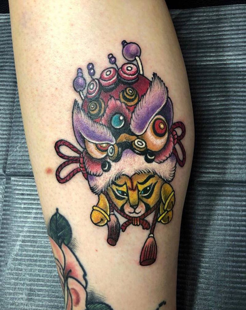 唐狮#舞狮纹身图片_腿部新传统纹身图案