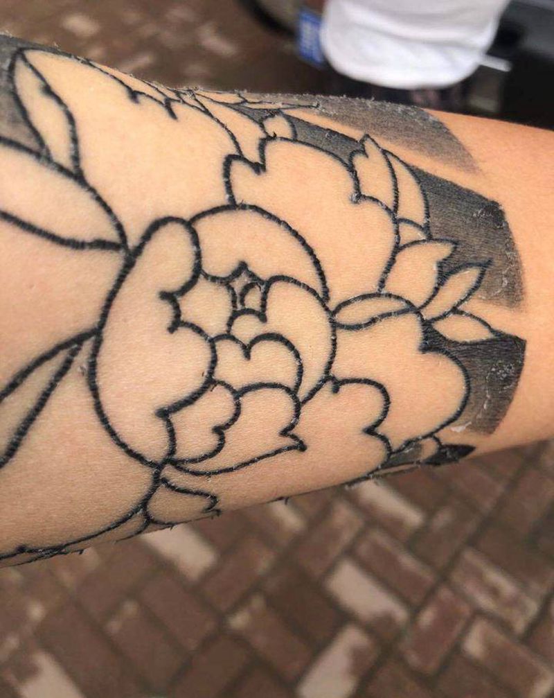 客人返图～超低皮损纹身图片_手臂老传统纹身图案