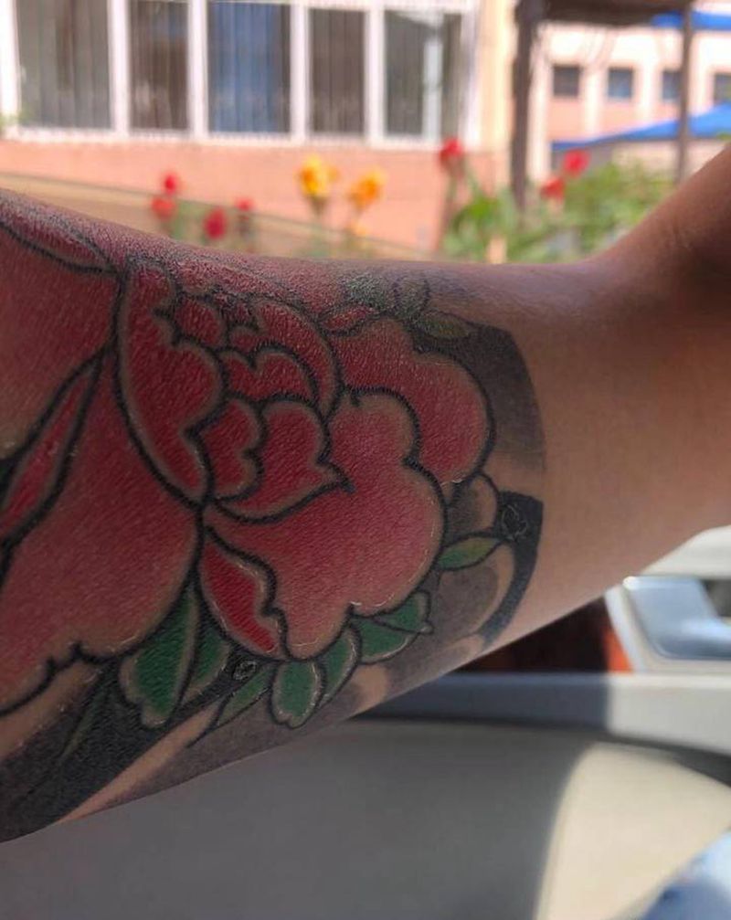 客人实拍返图 恢复中# 干干净纹身图片_臀部手臂老传统纹身图案