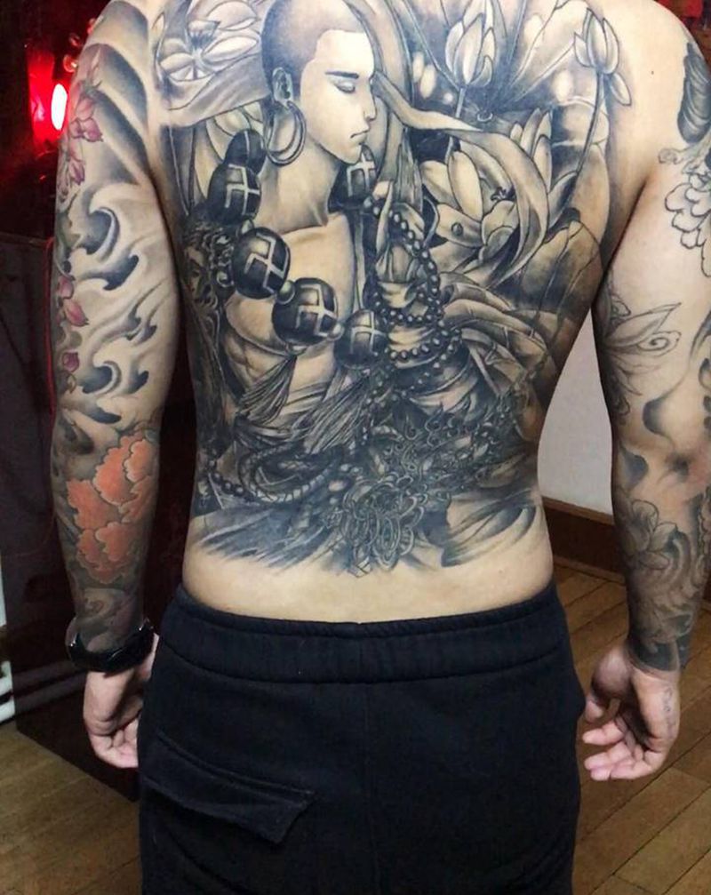 达摩纹身图片_背部新传统纹身图案