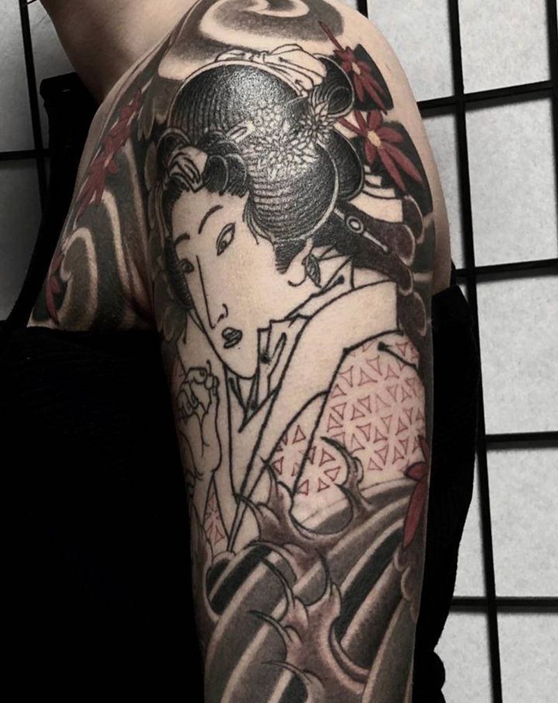 传统半甲艺妓纹身图片_胸部肩部老传统纹身图案
