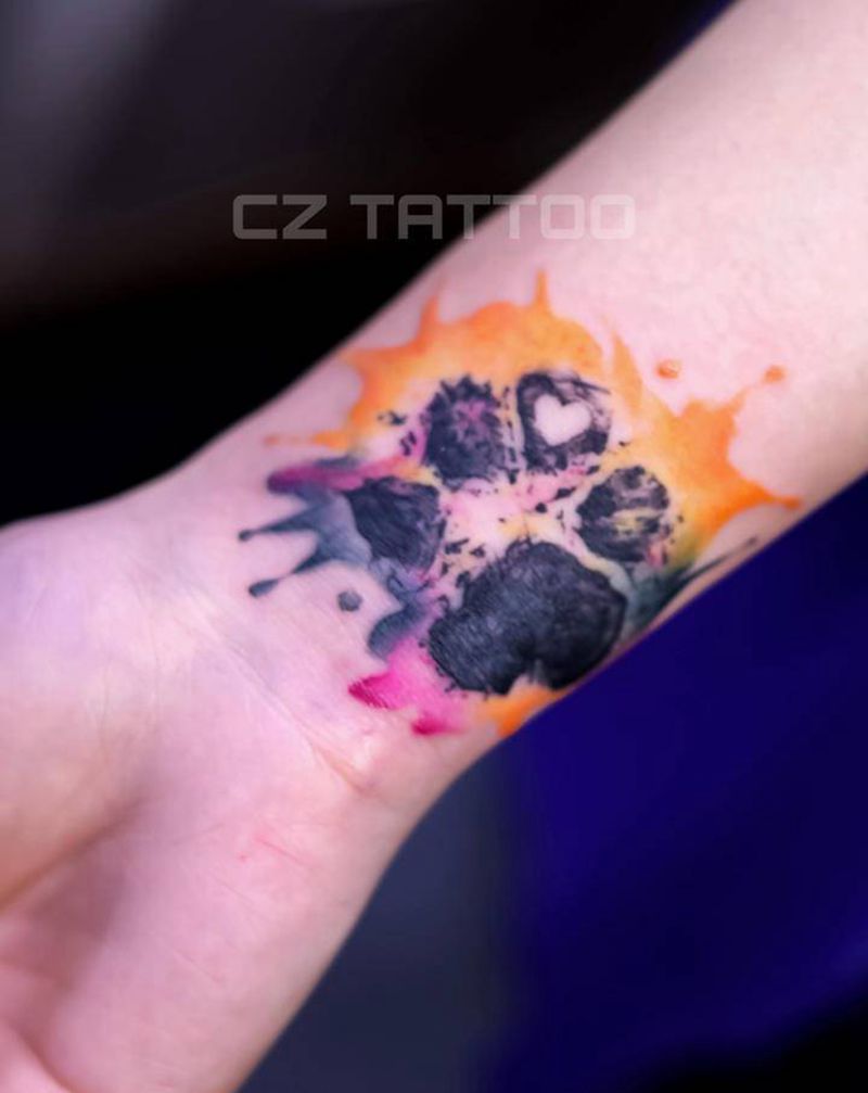 爪爪（纹身遮盖）纹身图片_手部New School水彩爪子纹身图案