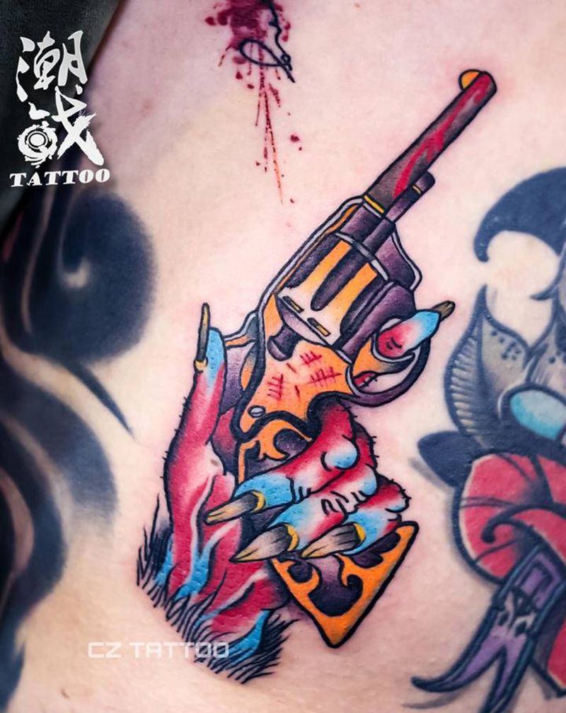 old school纹身图片_腹部Old School手枪纹身图案