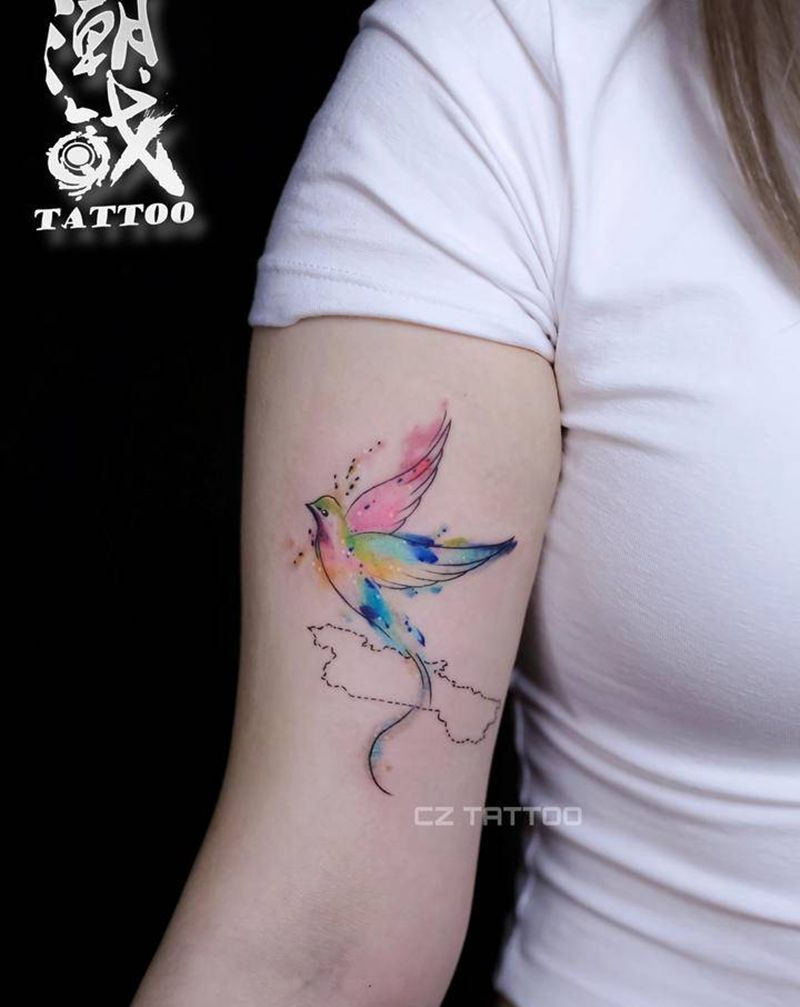 小鸟纹身图片_手臂水彩纹身图案