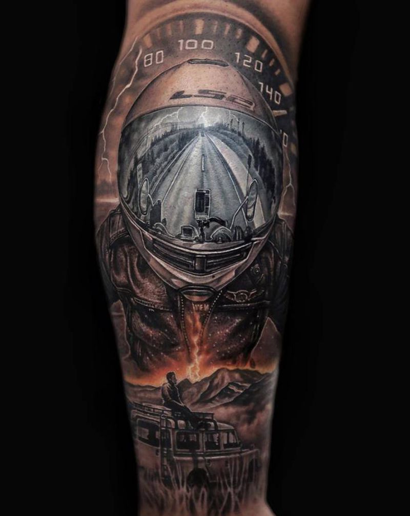 自由纹身图片_腿部脚部欧美写实水墨纹身图案