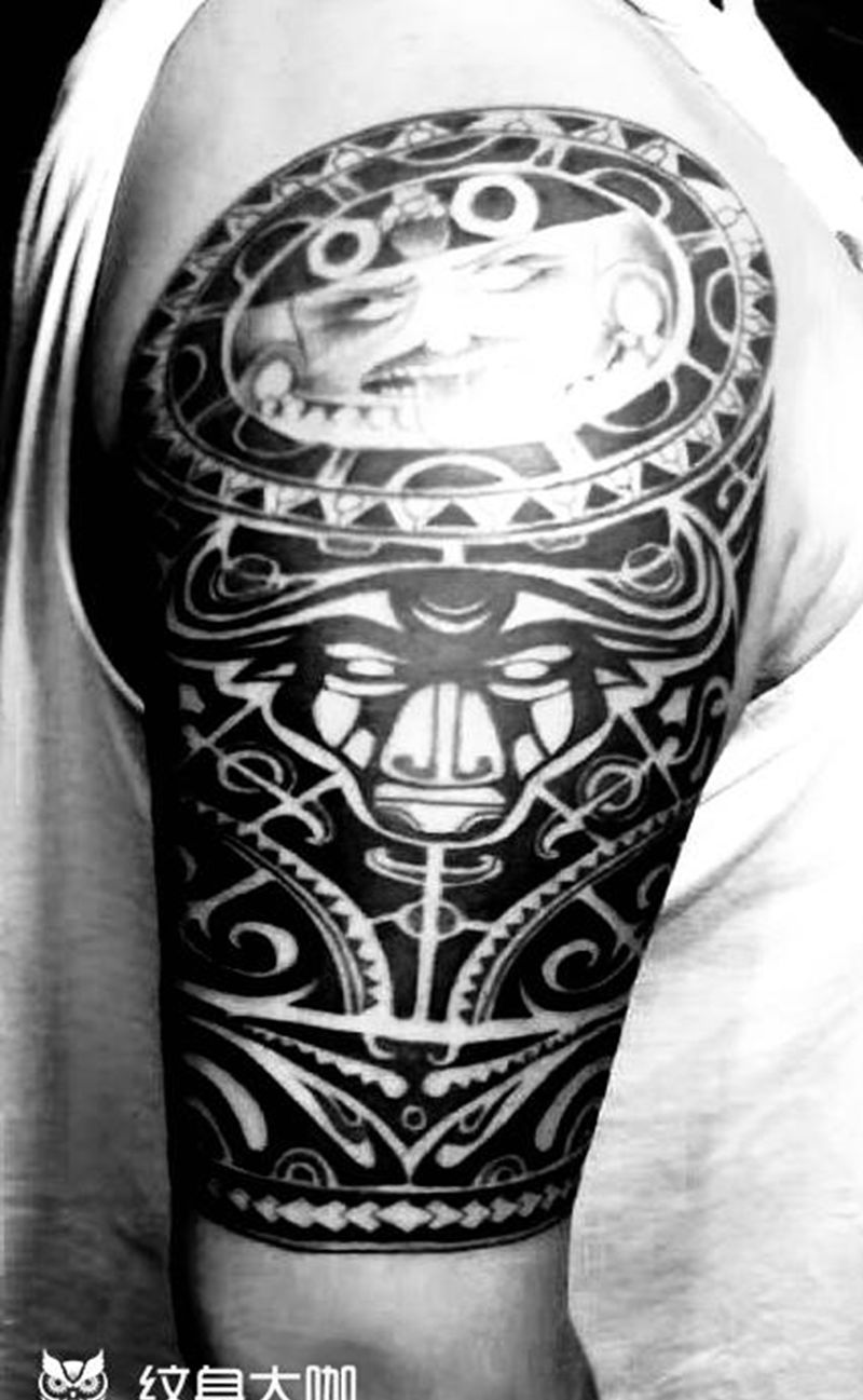 玛雅图腾纹身图片_肩部纹身图案