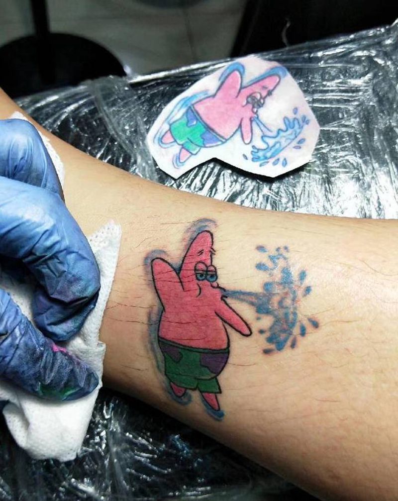 派大星纹身图片_脚部腿部纹身图案