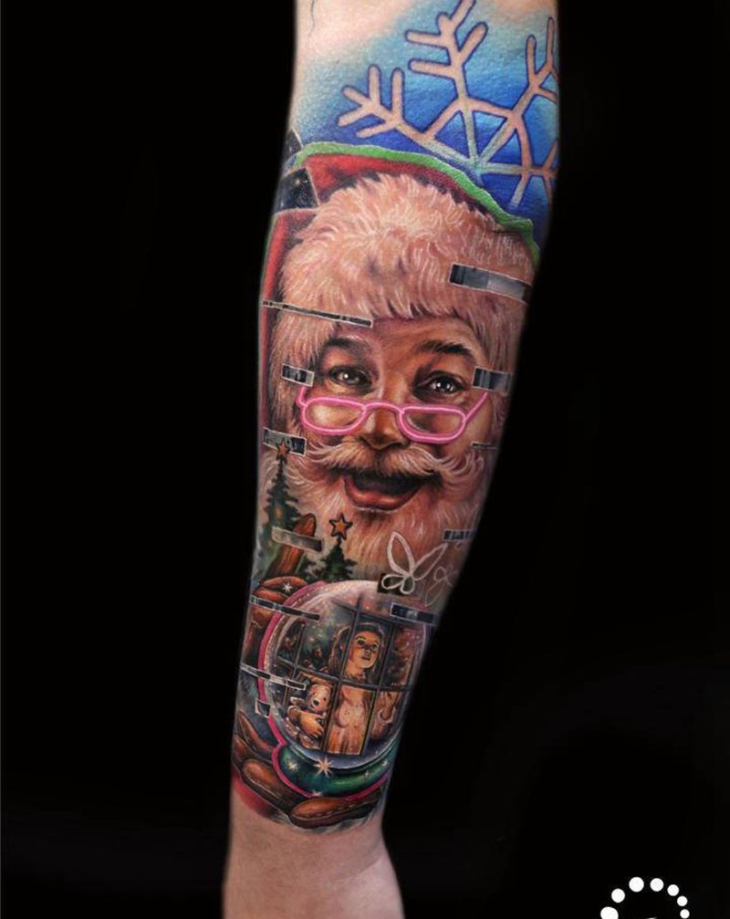 圣诞老人纹身图片_手部手臂欧美写实New School纹身图案