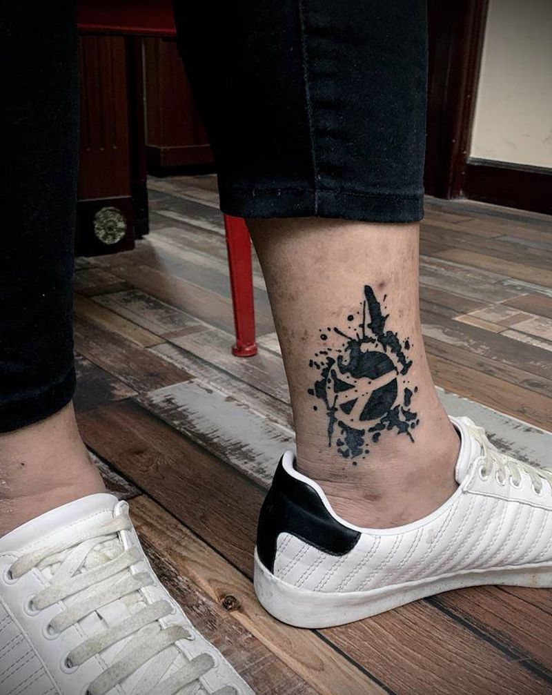 和平纹身图片_脚部纹身图案