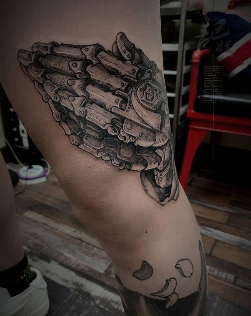 祈祷纹身图片_手臂腰部点刺欧美写实纹身图案