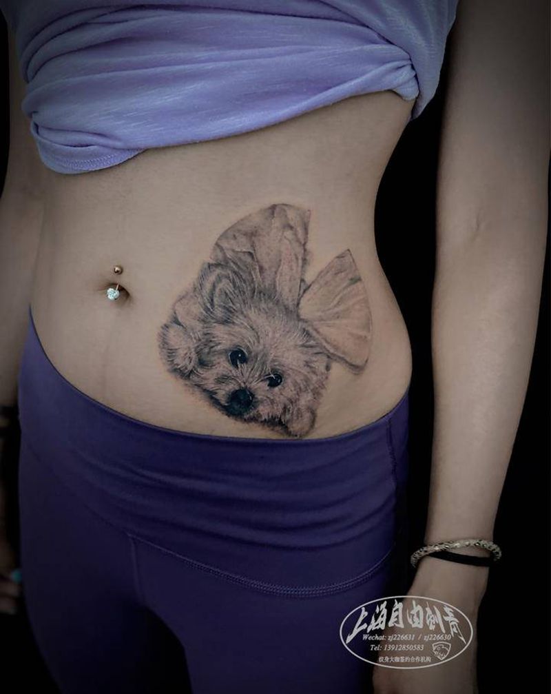 客人的狗纹身图片_腰部欧美写实狗纹身图案