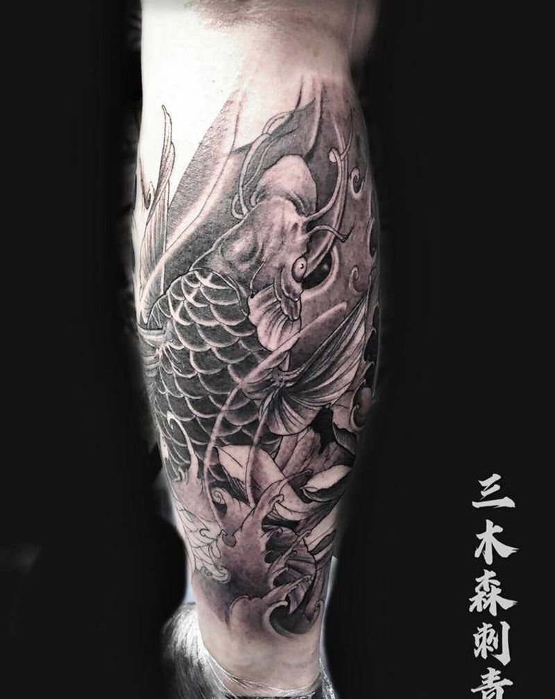 《鲤鱼》未完纹身图片_腿部新传统纹身图案