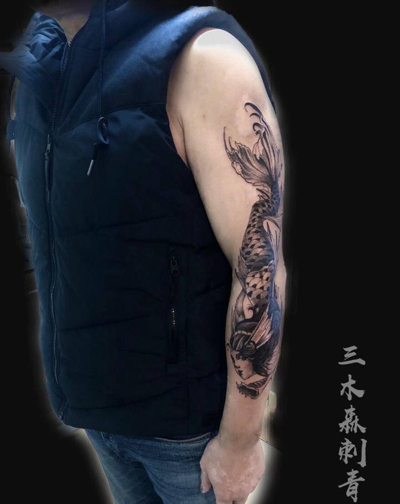 美人鱼纹身图片_手臂点刺欧美写实纹身图案