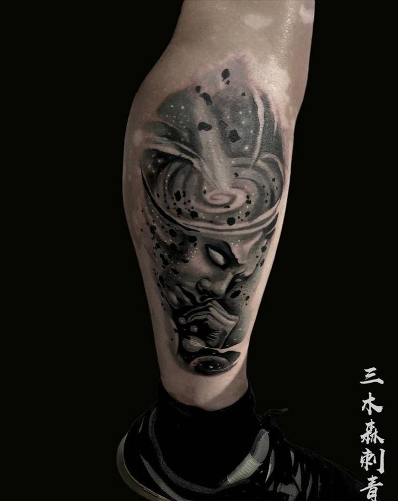 《冲破天际》纹身图片_手臂欧美写实纹身图案