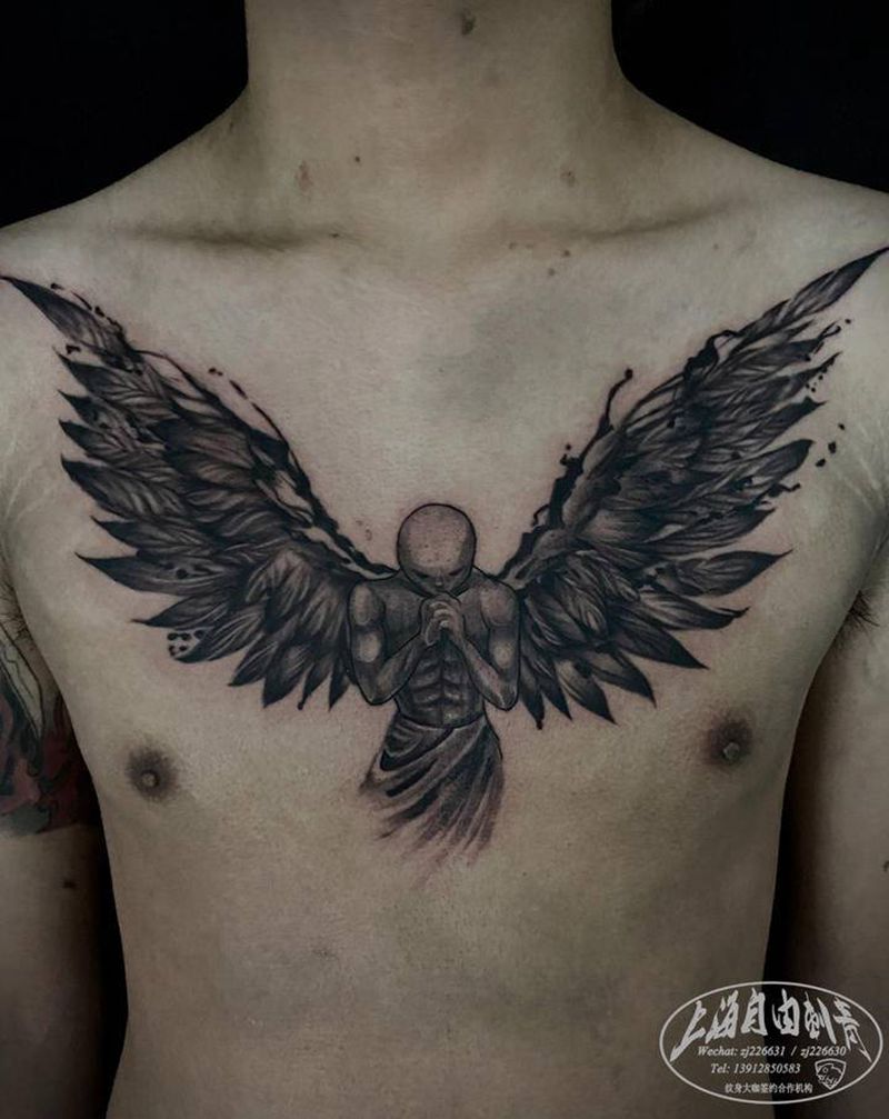 天使纹身图片_胸部欧美写实天使翅膀纹身图案