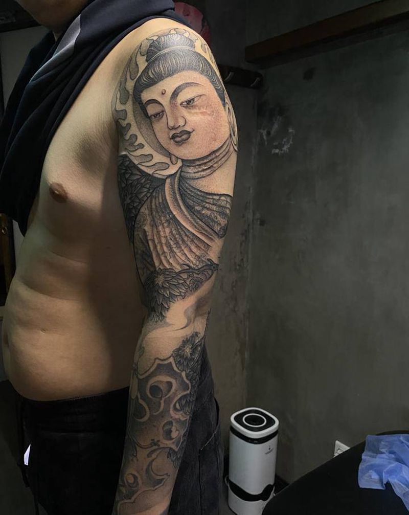 童子礼佛纹身图片_手臂新传统纹身图案