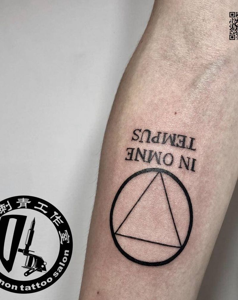 几何线条纹身图片_手臂几何纹身图案