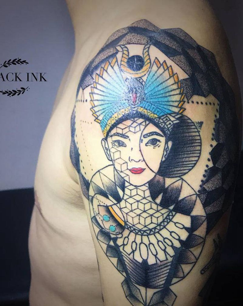 图腾包大臂未完成纹身图片_手臂图腾点刺纹身图案