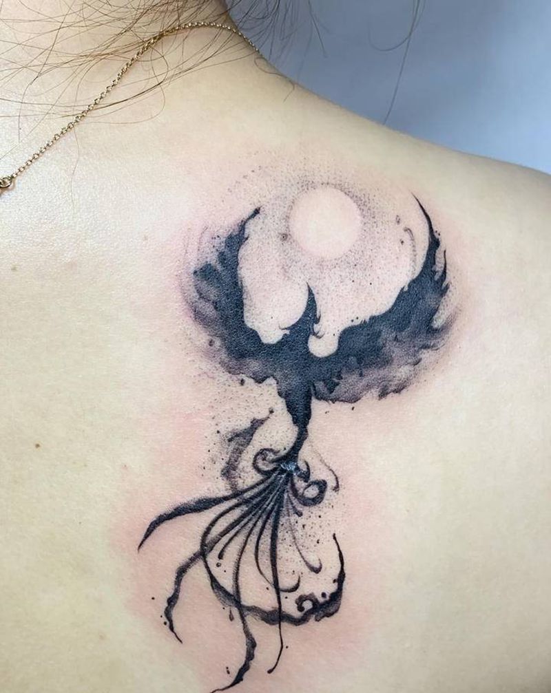 涅槃重生纹身图片_背部欧美写实纹身图案