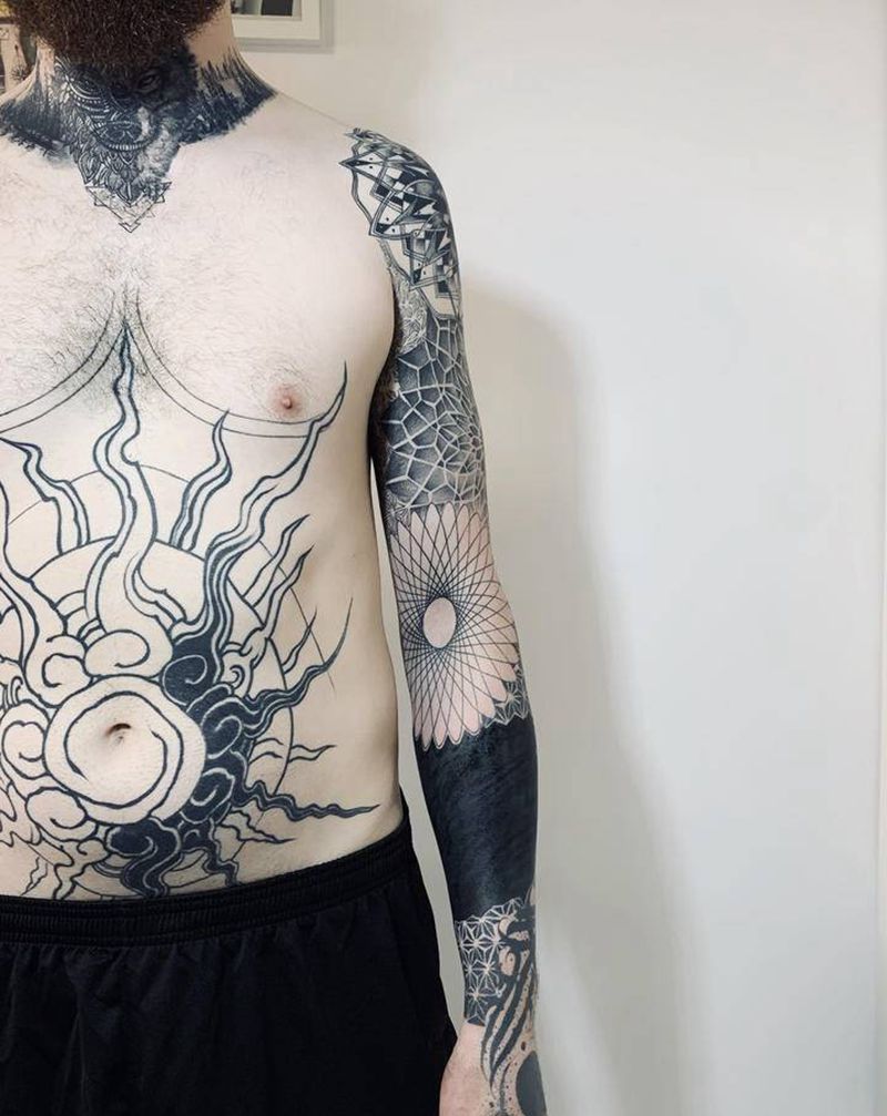 花臂点刺纹身图片_手臂点刺图腾纹身图案