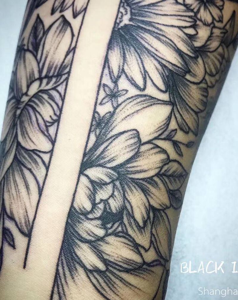 素花纹身图片_手臂图腾点刺纹身图案