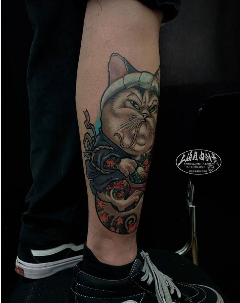招财猫纹身图片_脚部New School新传统纹身图案