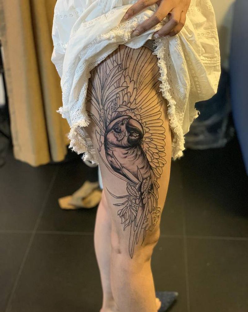 newschool 鹦鹉纹身图片_腿部New School纹身图案