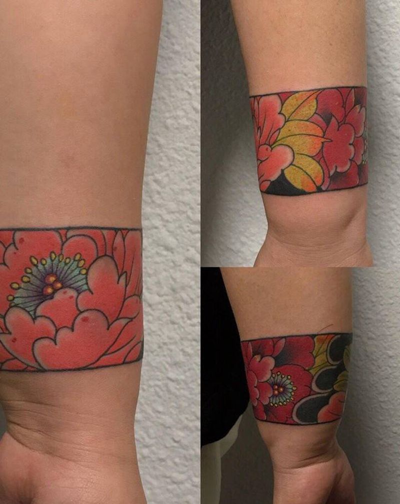 牡丹臂环纹身图片_手臂手部老传统新传统纹身图案