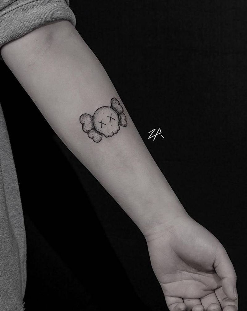 kaws纹身图片_手臂点刺小清新纹身图案