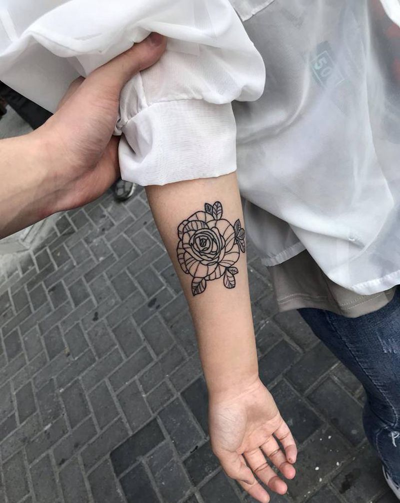 花纹身图片_手臂Old School纹身图案