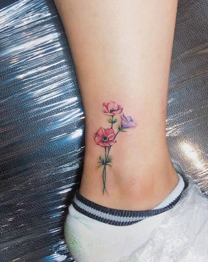 最近的工作：脚部小花纹身图片_脚部水彩纹身图案