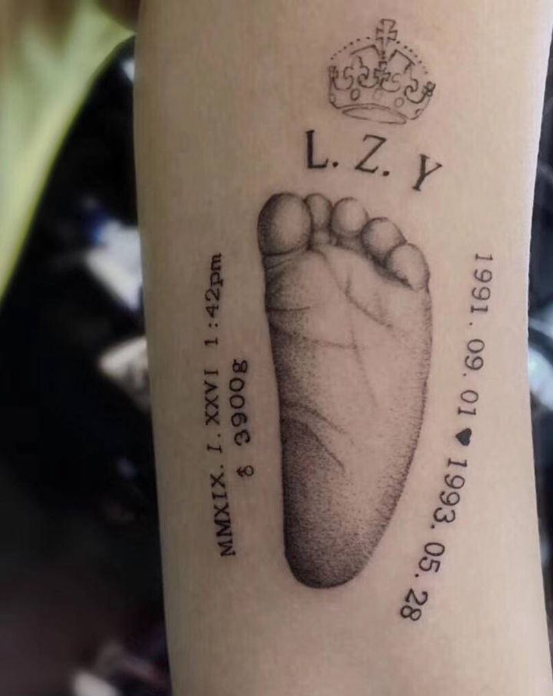 小脚丫纹身图片_手臂点刺小清新纹身图案