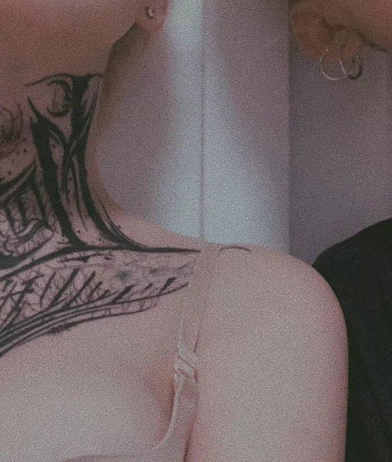 待完成纹身图片_胸部纹身图案