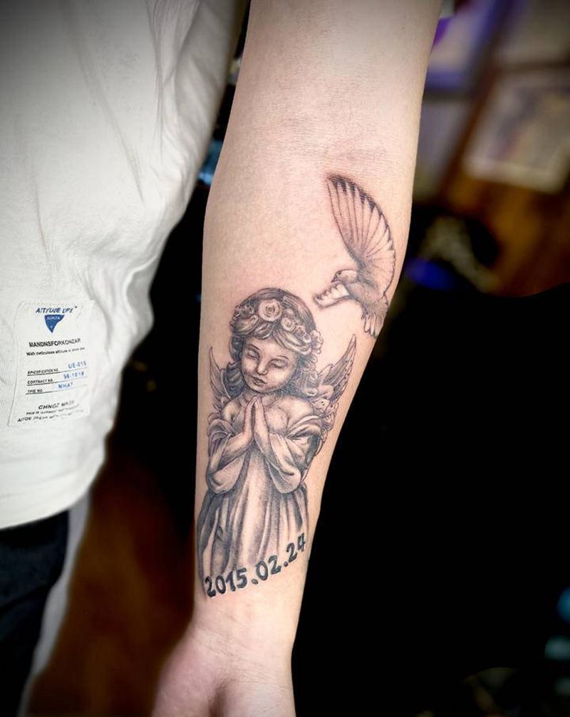 父爱的守护纹身图片_欧美写实Old School纹身图案