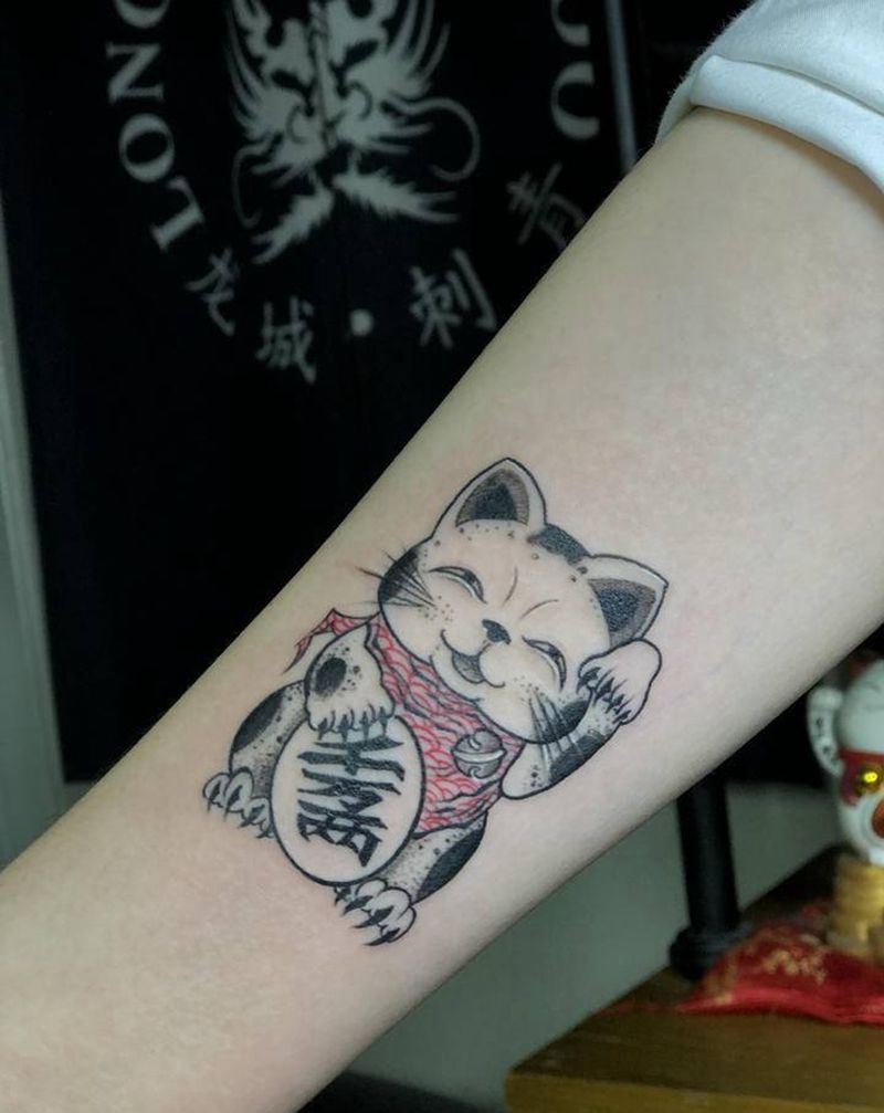 招财猫纹身图片_手臂纹身图案