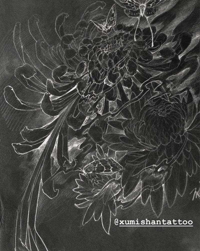 好花儿纹身图片_背部新传统纹身图案