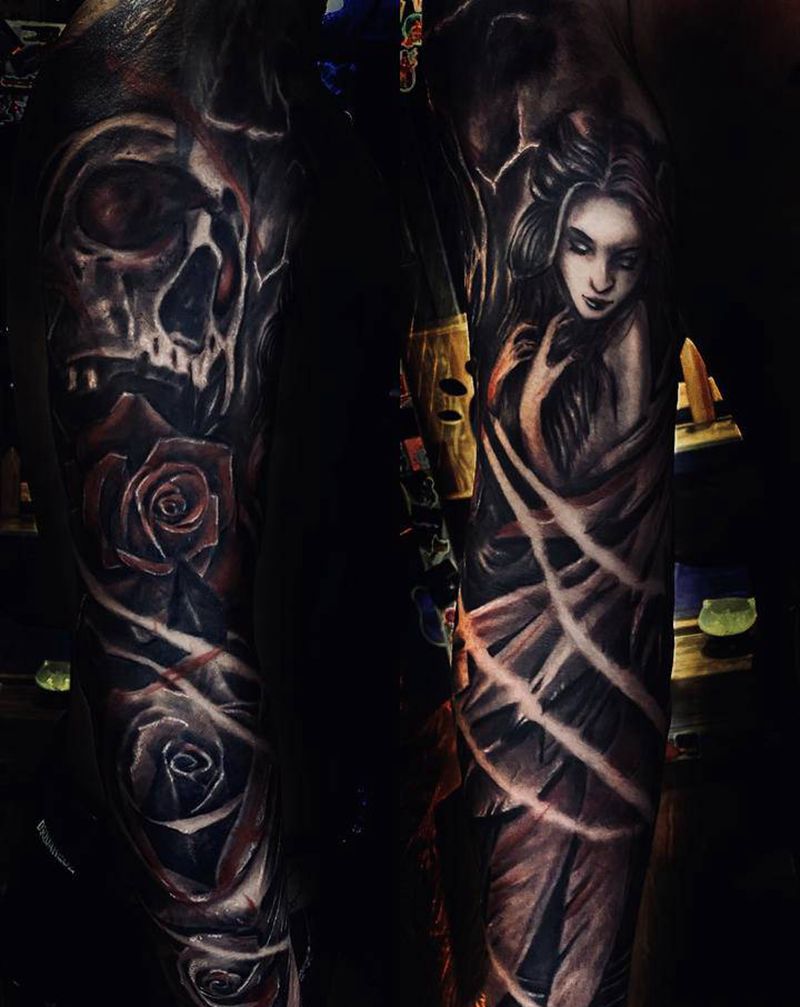 暗黑系写实混搭了一些笔触纹身图片_手臂新传统欧美写实纹身图案