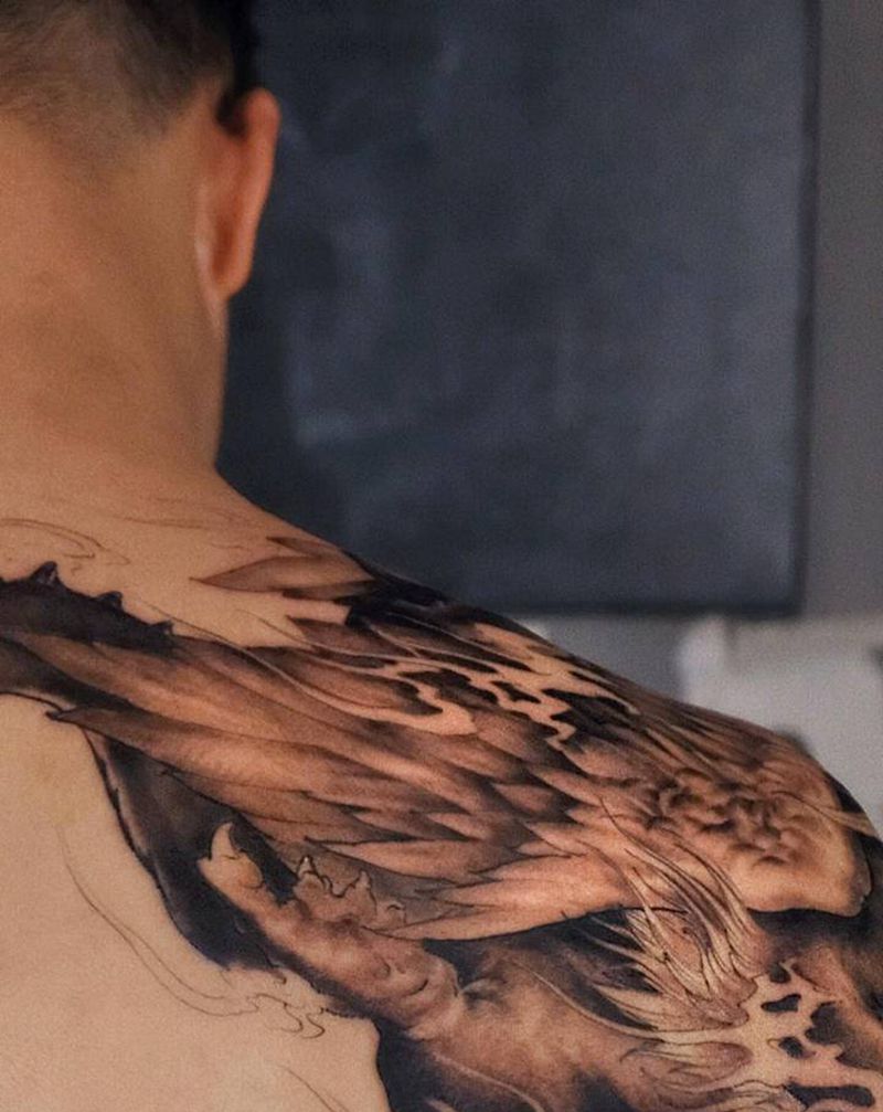 貔纹身图片_手臂肩部新传统纹身图案