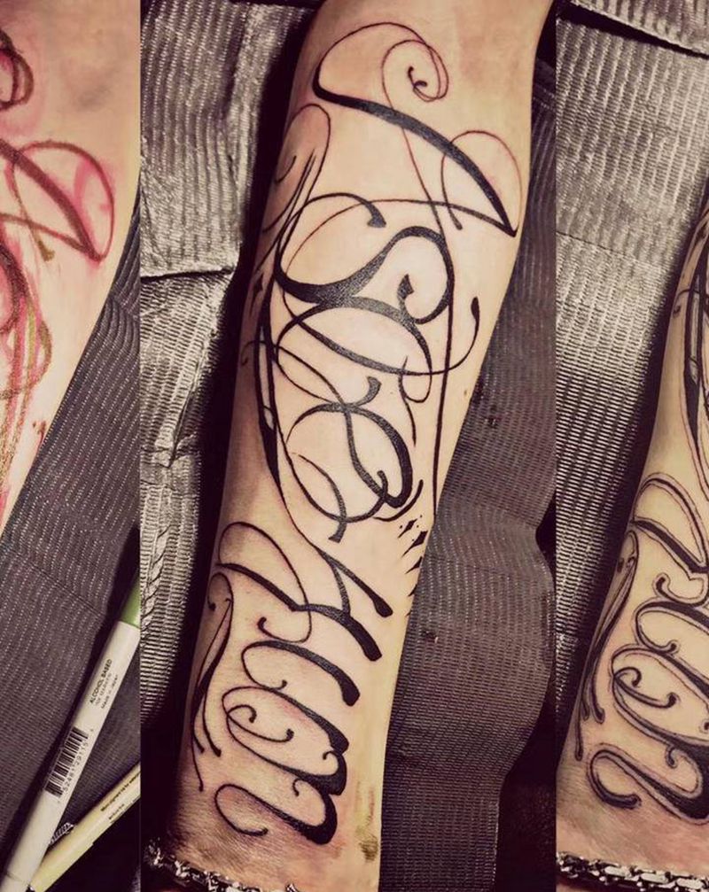 原创花体字纹身图片_手臂花体字纹身图案