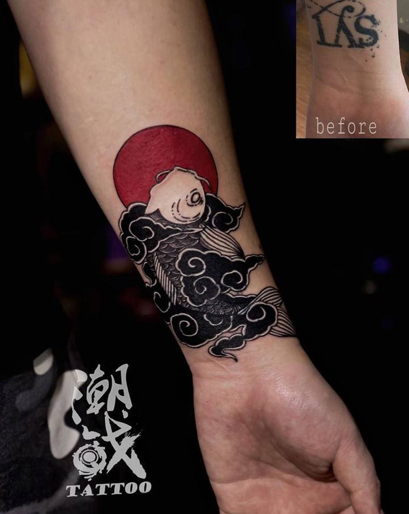 遮盖日式小鲤鱼纹身图片_手臂老传统纹身图案