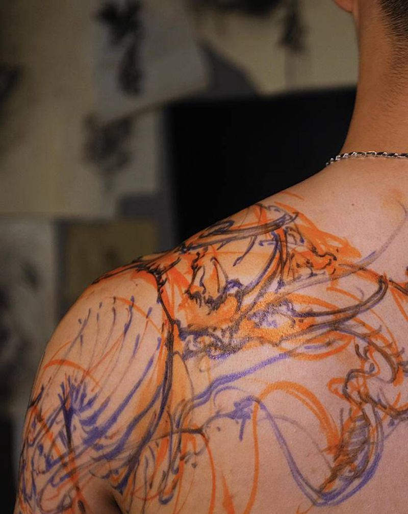 进度纹身图片_手部肩部新传统纹身图案