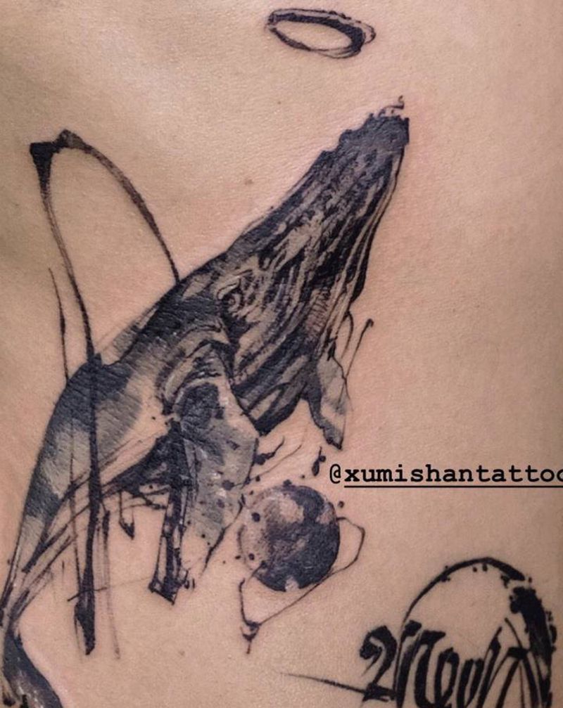 太空漫游2020纹身图片_腰部腹部水彩水墨纹身图案