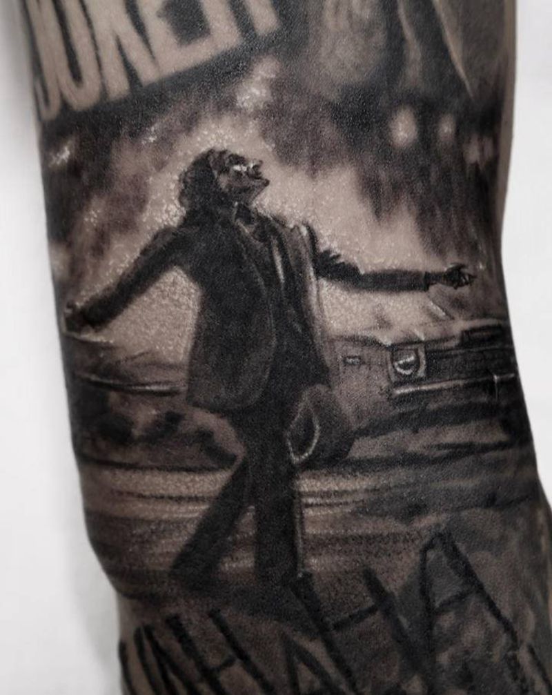 小丑纹身图片_手臂欧美写实纹身图案