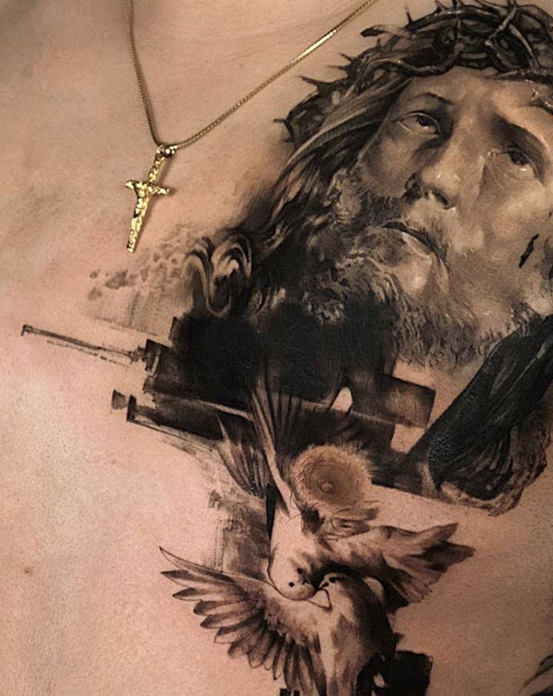 Jesus纹身图片_胸部欧美写实纹身图案