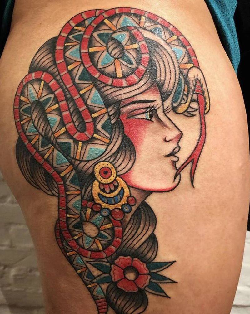 工作 old school纹身图片_臀部腿部Old School纹身图案