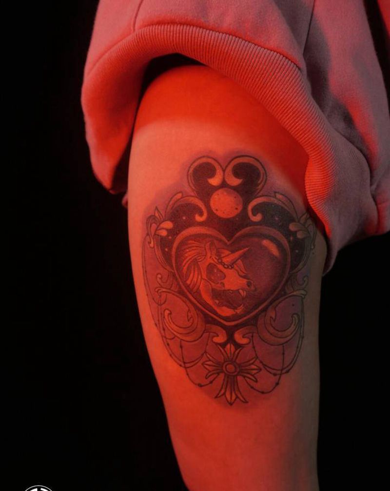 粉红之心纹身图片_腿部New School纹身图案